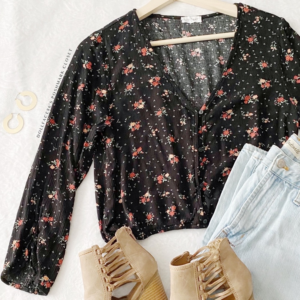 Floral Button Down Cropped Top